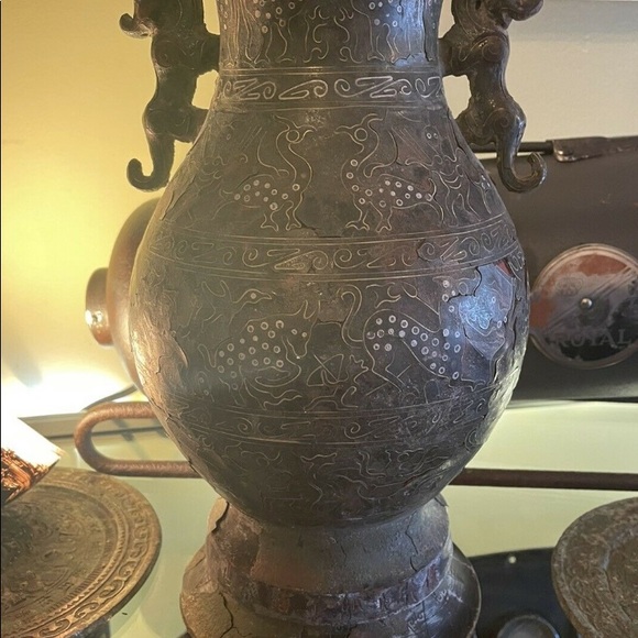 Purple Bronze Hu Vase - Picture 4 of 14